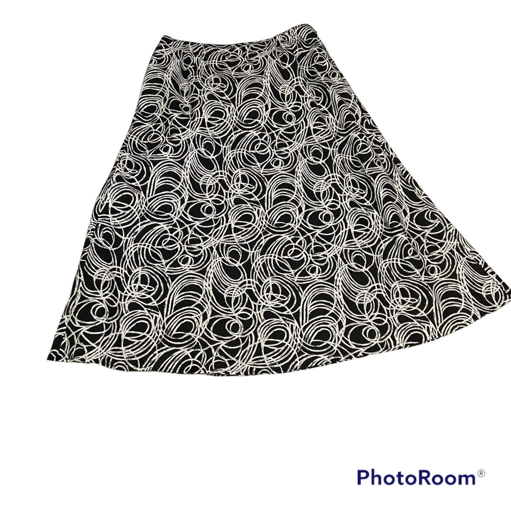 Womens Black & White Flared Linen/Cotton Blend Skirt-Excellent Used Condition